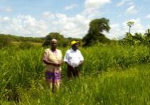 5190-Bernard and his wife in their braicharia farm